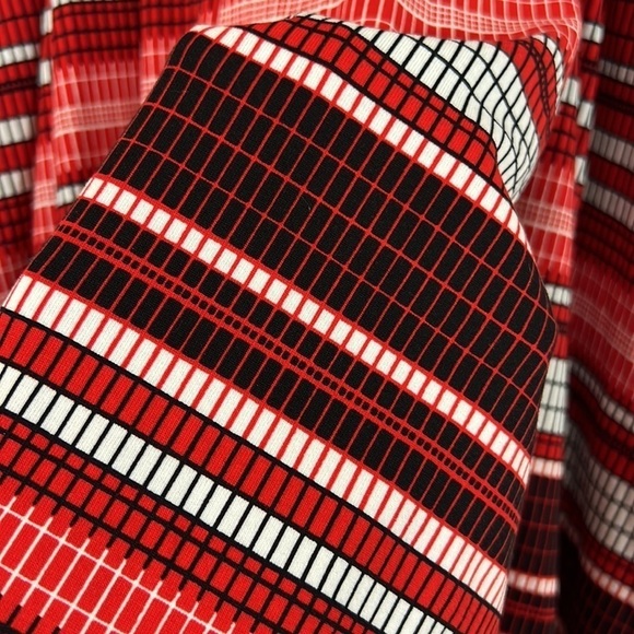 Lularoe Madison printed size Small - Picture 8 of 10